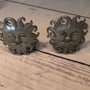 🙉 Metal sunburst candle holders